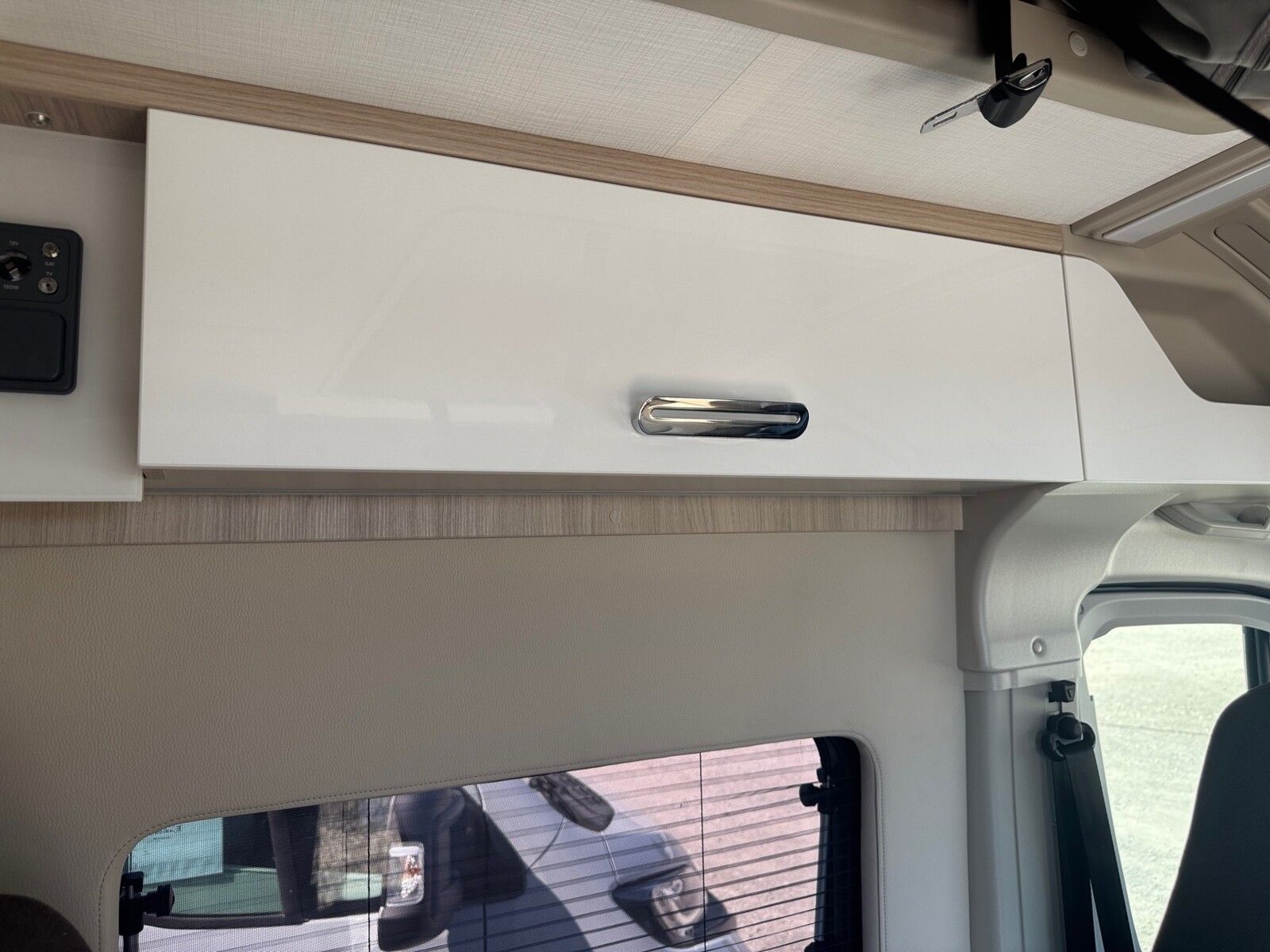 Fahrzeugabbildung Forster Vantasy 541 HB 140 PS mit Pop-Up Dach
