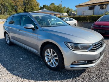 Volkswagen Passat Variant - 4