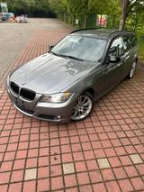 BMW - E91 318d - 3er bmw - E91 Facelift Ex... - BMW aus 2012: 3er