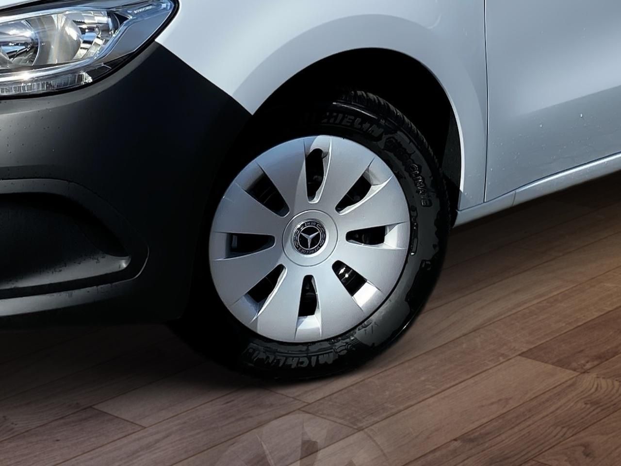 Fahrzeugabbildung Mercedes-Benz eCitan KA/L 2xKlima AUT Kam. KeyLess KlimaA LM