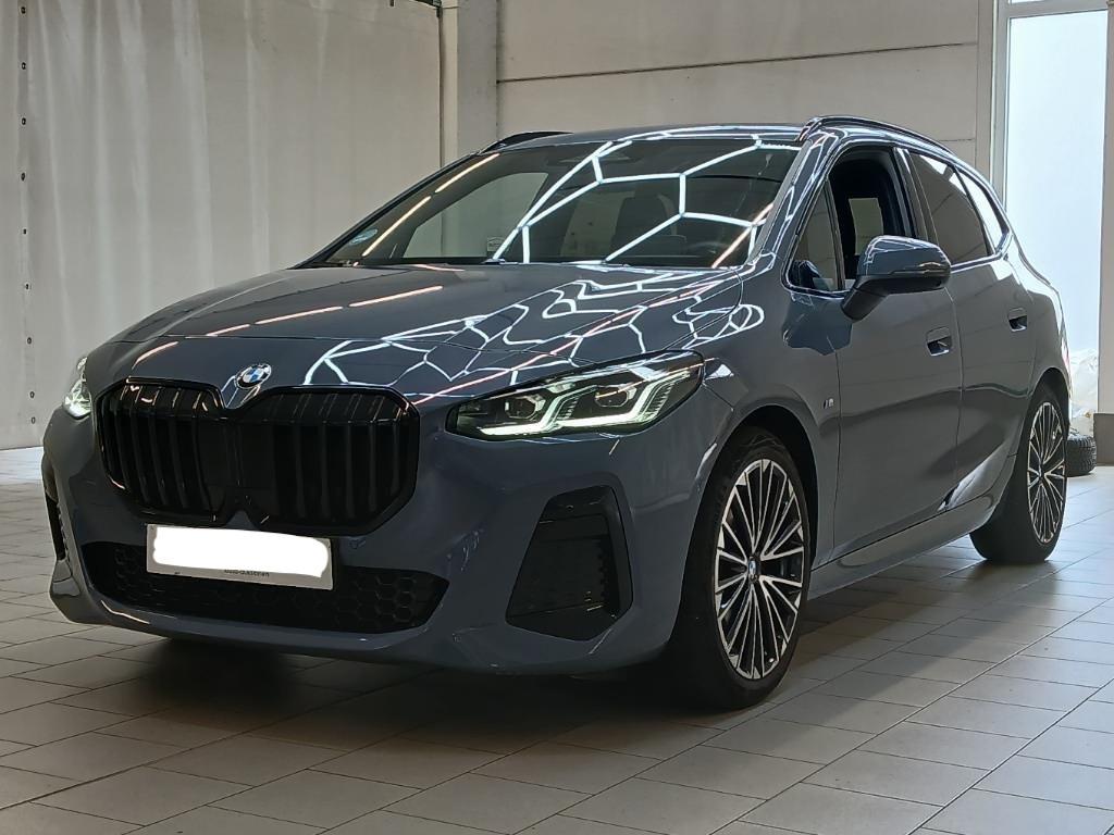BMW 218i Active Tourer--Pano/DrivingProf/eSitze/19LM