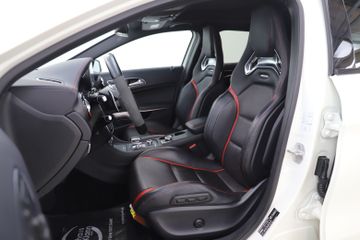 Mercedes GLA 45 AMG - 9