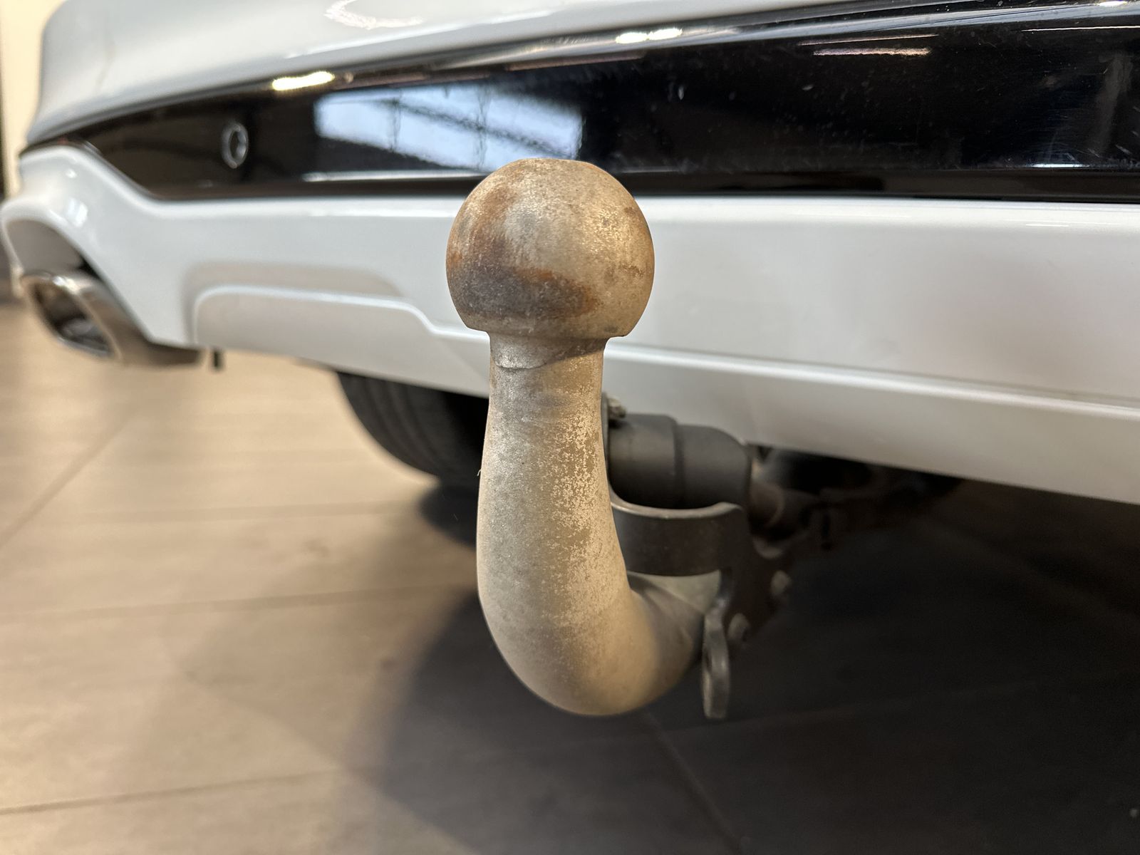 Fahrzeugabbildung Ford Kuga ST-Line X NAV+LED+PANO+AHK+20ZO+ACC+KAMERA