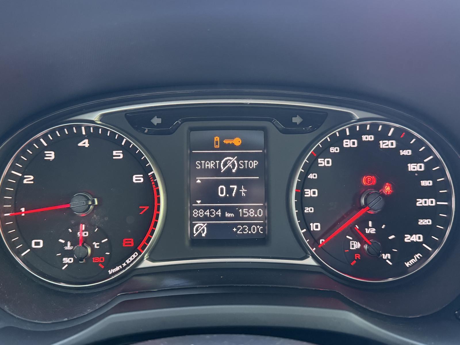Audi A1 Sportback Ultra Xenon Sitzheizung Tempomat 
