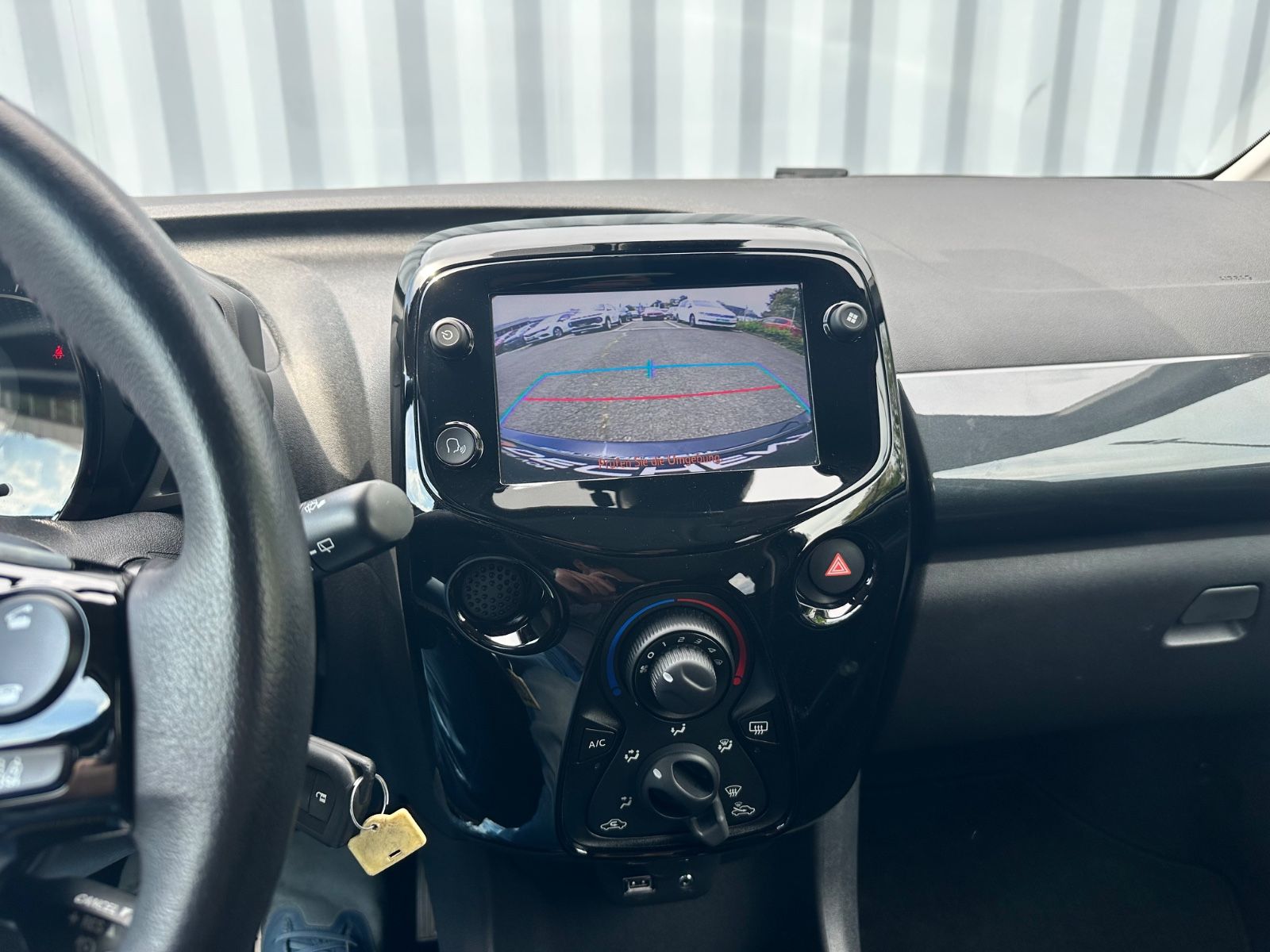 Fahrzeugabbildung Toyota Aygo AYGO x-style*RFK*Faltdach*Carplay