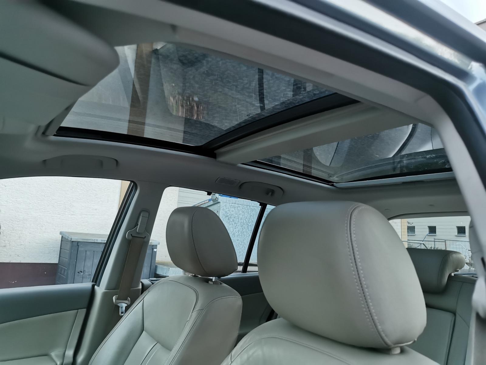 Renault Koleos 2009 — photo 13