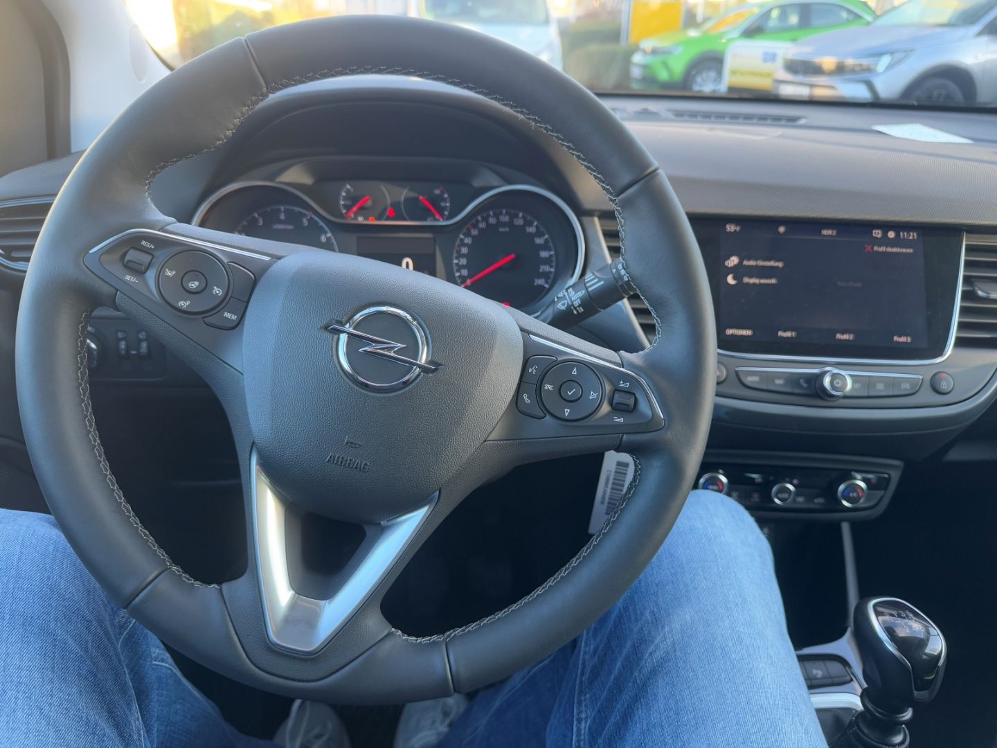 Fahrzeugabbildung Opel Crossland Elegance 1.2 Turbo  SHZ+LHZ+Kamera
