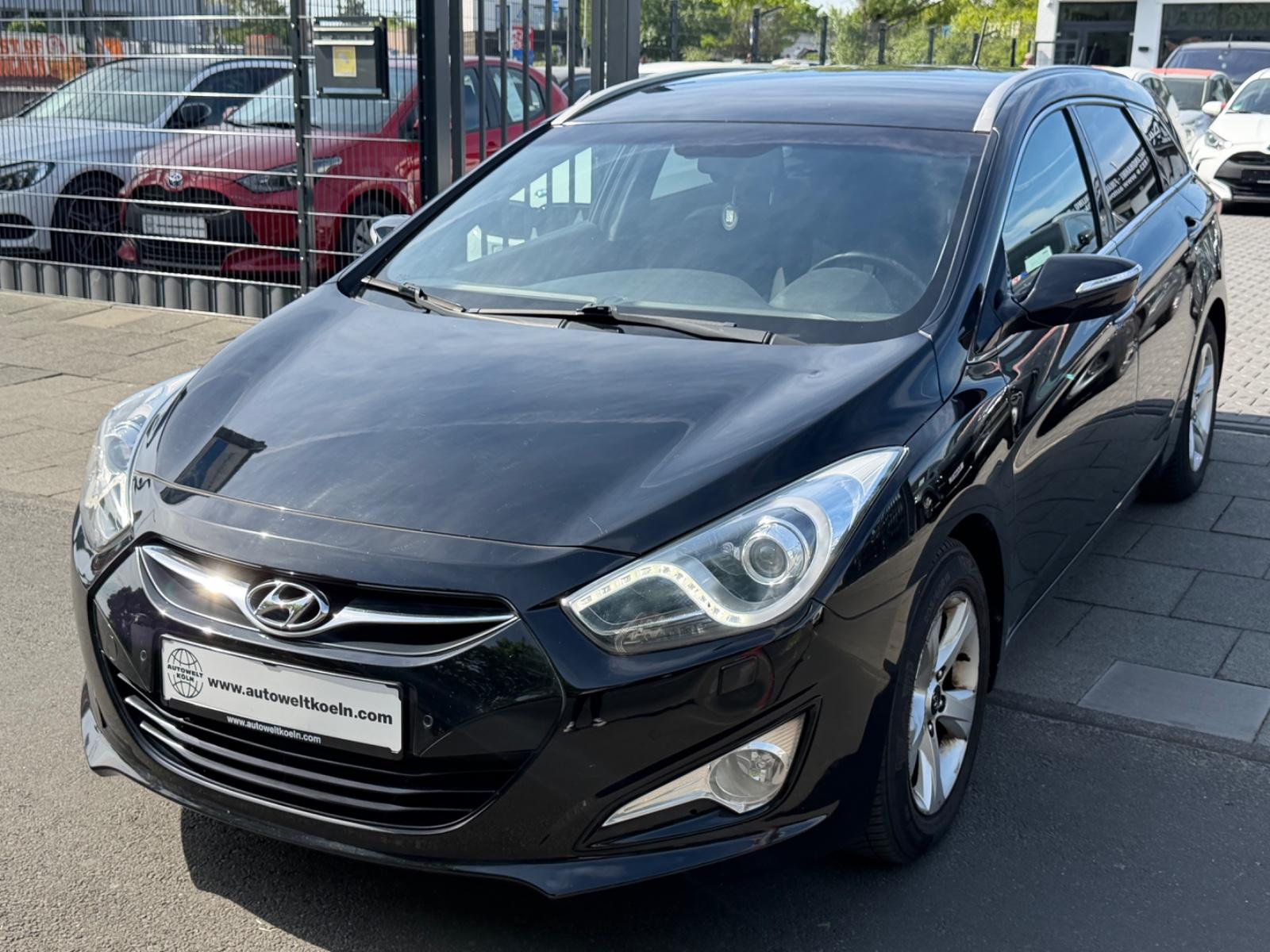 Hyundai i40 cw 5 Star Edition *Navi,R-Kamera*