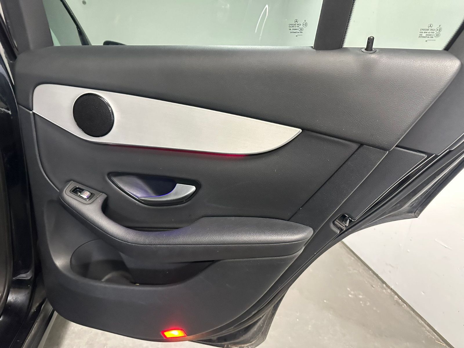 Fahrzeugabbildung Mercedes-Benz GLC 300 e 4MATIC Autom. *NIGHT*LED*AHK*