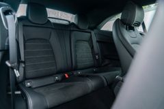 MERCEDES-BENZ C220d Cabrio/ AMG LINE/ BURMERSTER/ CARPLAY/LED MERCEDES-BENZ C220d Cabrio/ AMG LINE/ BURMERSTER/ CARPLAY/LED