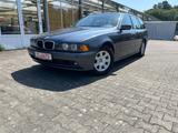 BMW 520i touring     Auto  Albers      1.Hand - BMW 520 aus 2001: Kombi, 520i