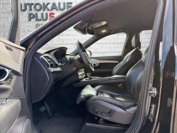 Volvo XC90 - 9
