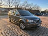 Chrysler Grand Voyager Limited 2.8 CRD Autom. Limited - Chrysler Grand Voyager: Limited