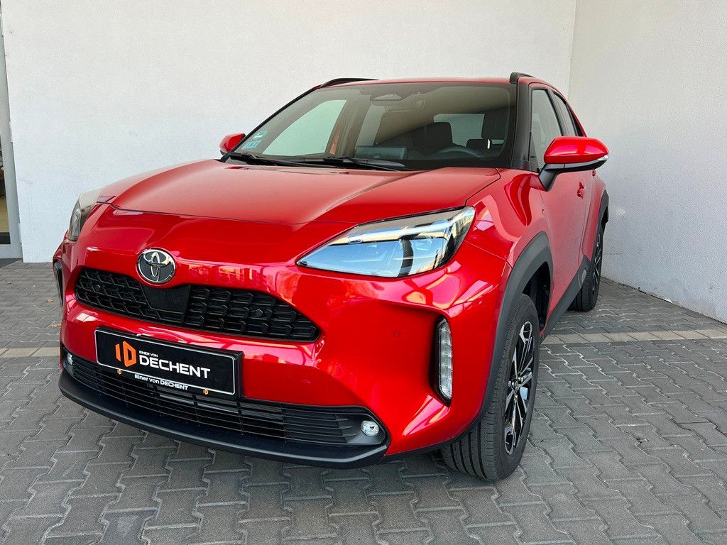 Fahrzeugabbildung Toyota Yaris Cross 1.5 E FWD Teamplayer KlimaA,LED,Navi