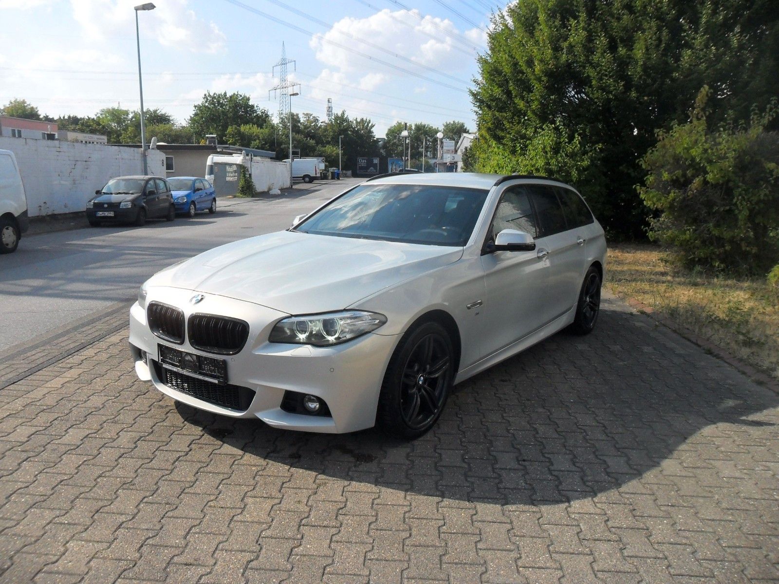 BMW BMW 525 Touring xDrive*M-Sportpaket*Aut*Navi*Xenon