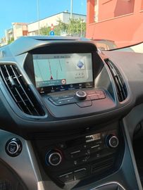 Ford Kuga - 12