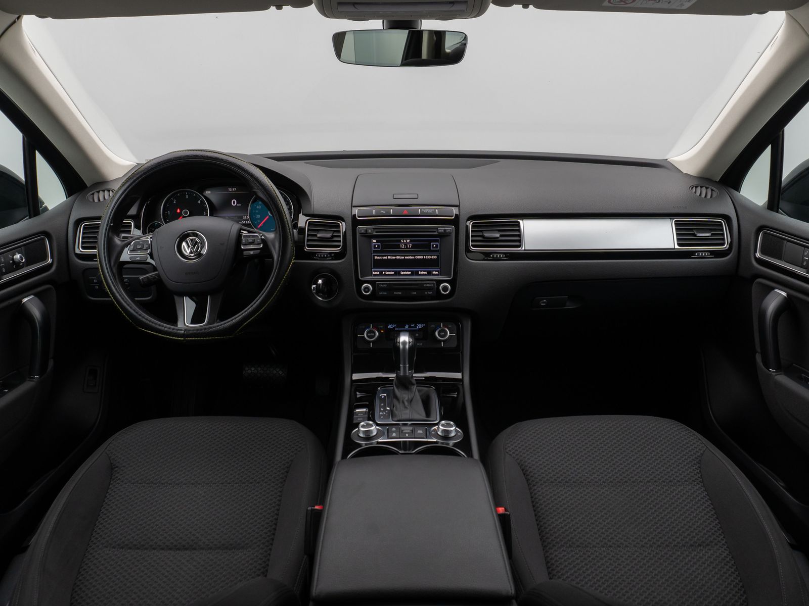 Fahrzeugabbildung Volkswagen Touareg 3.0 TDI V6 Terrain Tech 4Mot PDC BiXenon
