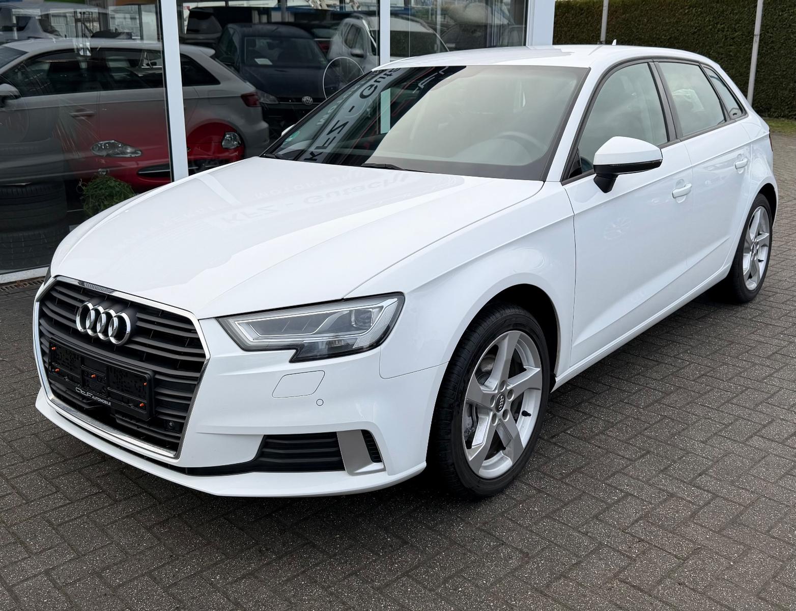 Audi A3 Sportback sport / Automatik