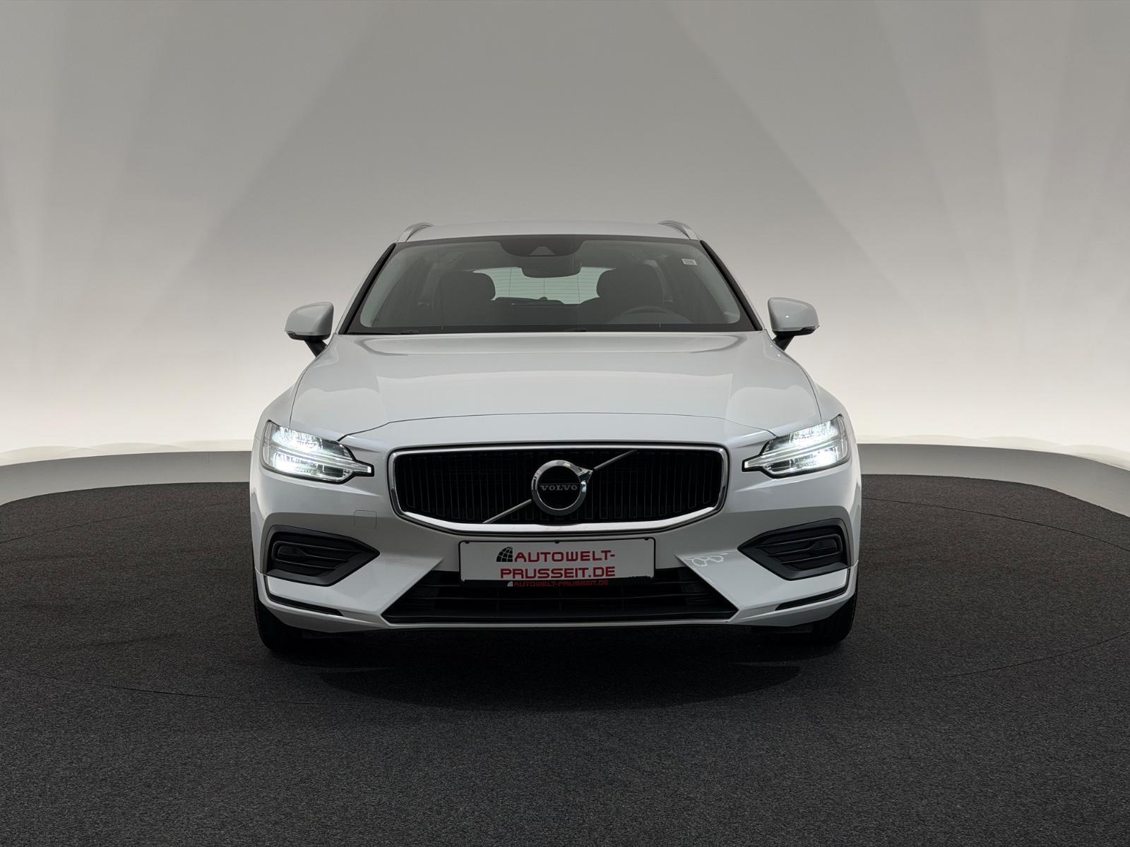 Volvo V60 Kombi*MOMENTUM PRO*LED-R.KAM-TEMPO-SPUR-SHZ