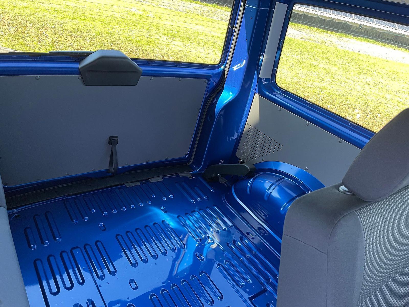Volkswagen T6.1 Transporter Kombi KR LED STANDHZ ACC NAVI