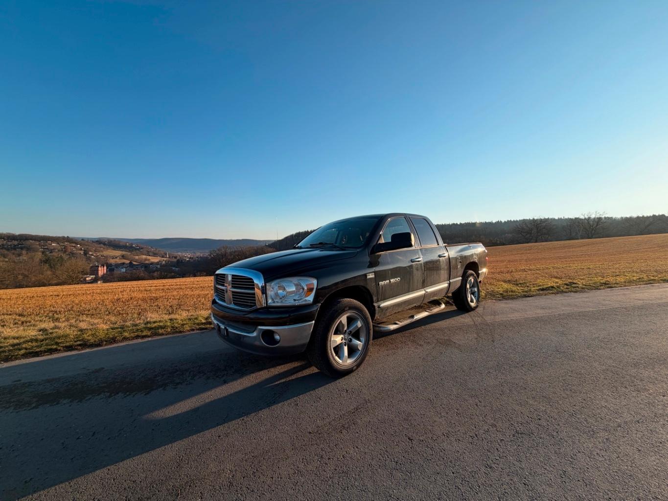Dodge RAM 1500 Hemi