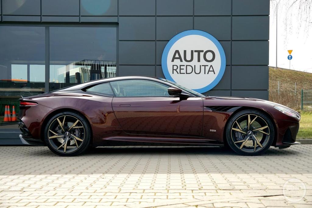 Aston Martin DBS
