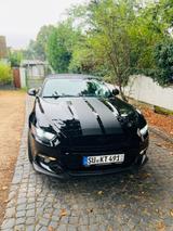 Ford Mustang 5.0 Ti-VCT V8 GT Cabrio - Ford Mustang mit Benzin-Antrieb: Cabrio, 5.0