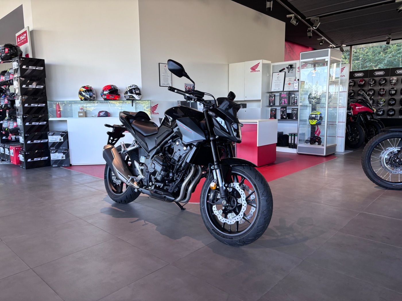 Fahrzeugabbildung Honda CB 500 Hornet E-Clutch 2026