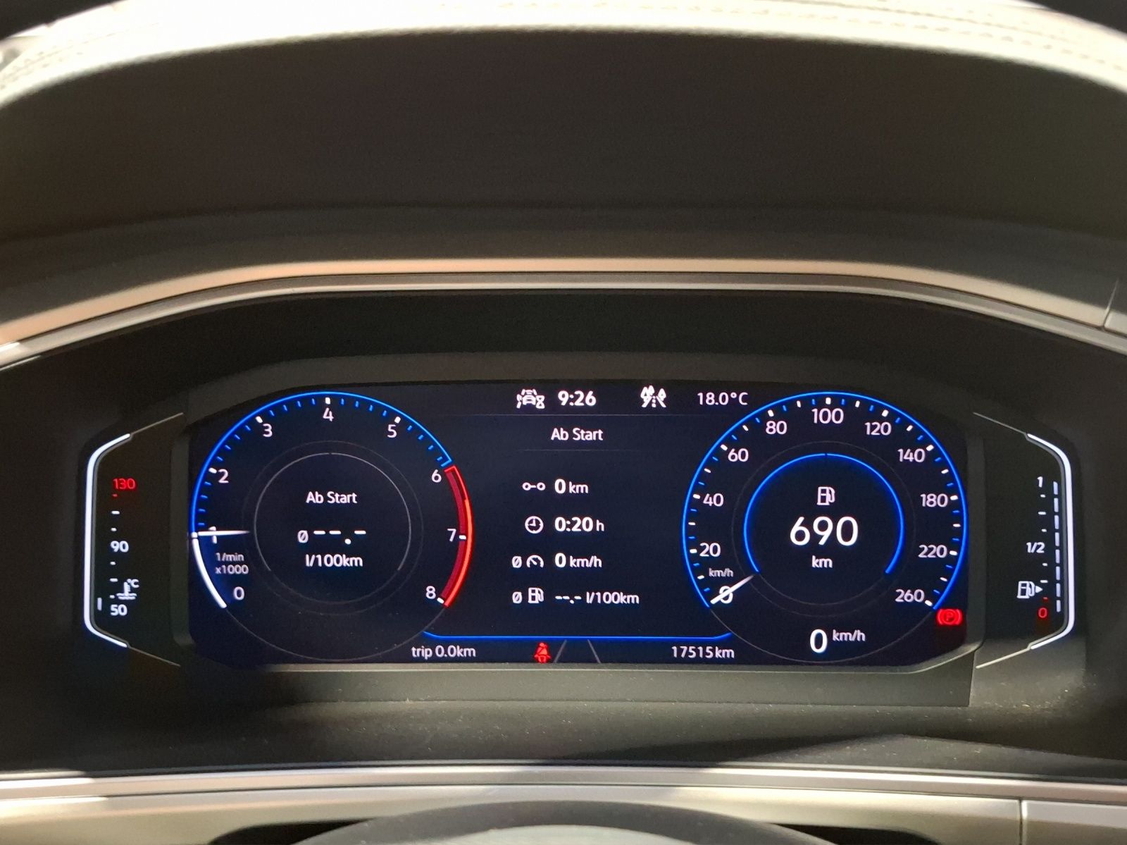 Fahrzeugabbildung Volkswagen T-Roc TSI Move Matrix ACC PDC Climatronic AID SH