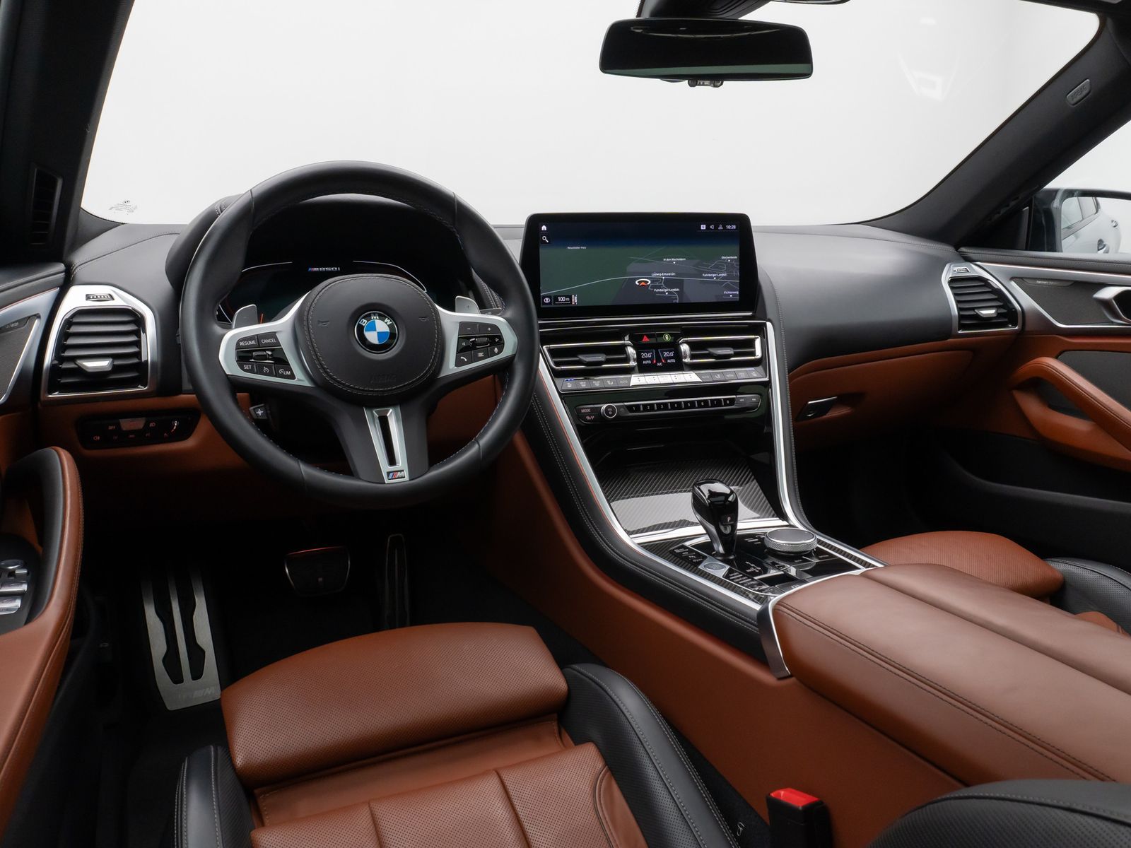 Fahrzeugabbildung BMW M850i xD Gran Coupé Panorama 360°HUD H/K SoftCL
