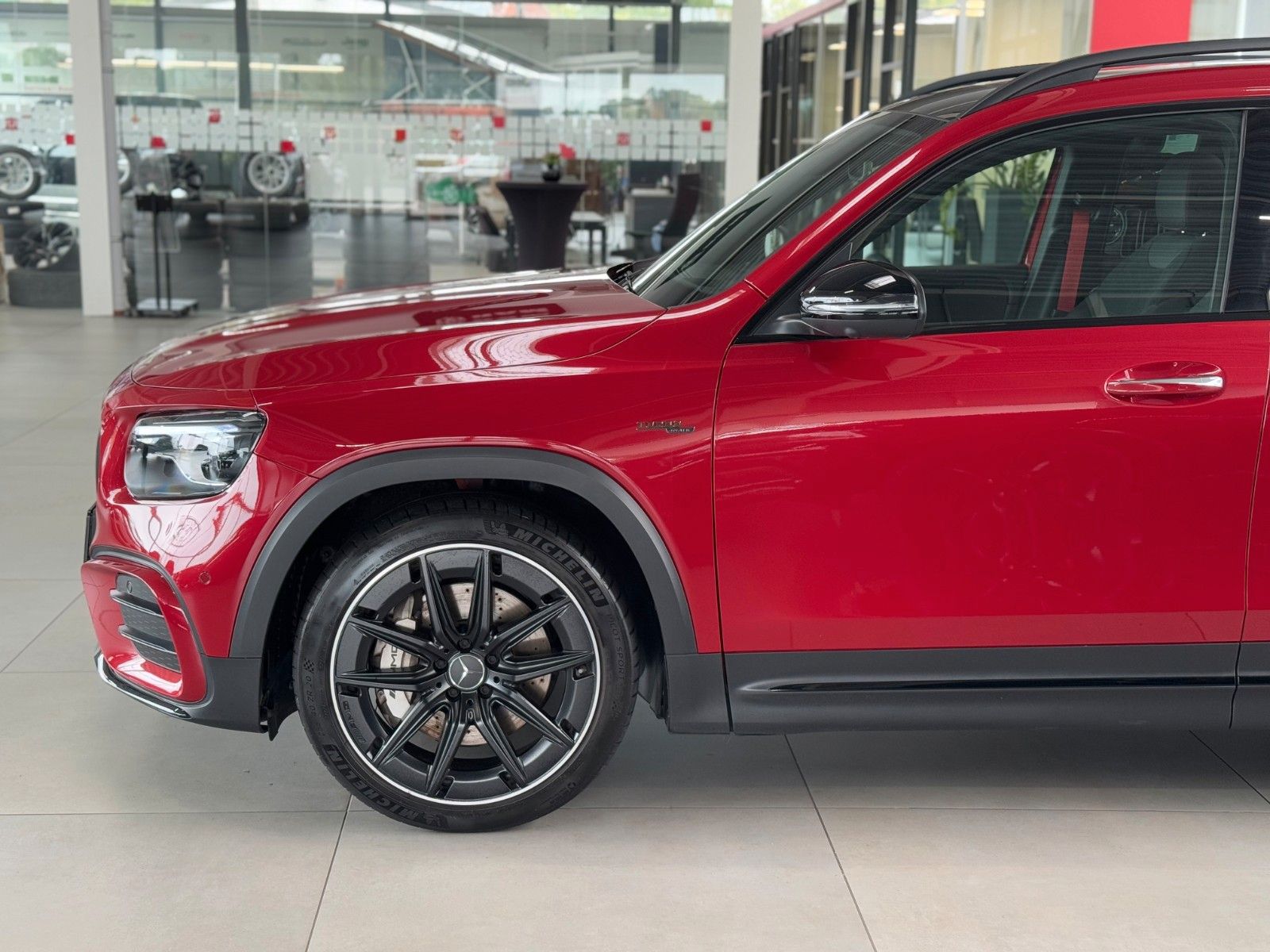 Fahrzeugabbildung Mercedes-Benz GLB 35 AMG 4Matic VOLL Night  MBUX AHK