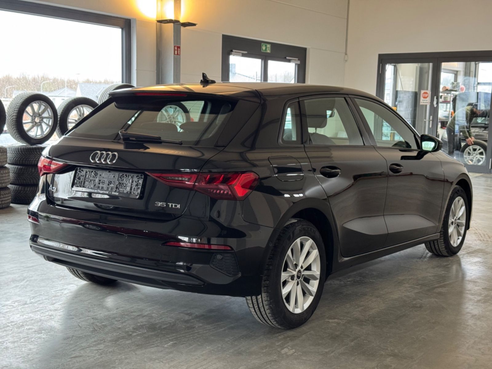 Audi A3 Sportback 35 TDI DSG/LED/ACC/SHZ/PDC/Navi foto 5