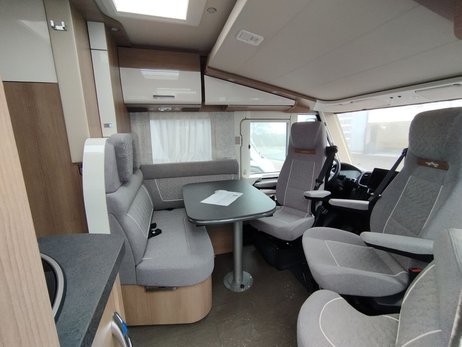 Fahrzeugabbildung Carthago C1-tourer I 141 KB LE comfort Fiat, TV, Navi, AT