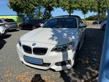 BMW 220 d Cabrio - BMW 220: Automatik