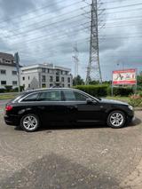 Audi A4 40 TFSI S tronic S line Avant  - Audi A4 in Köln