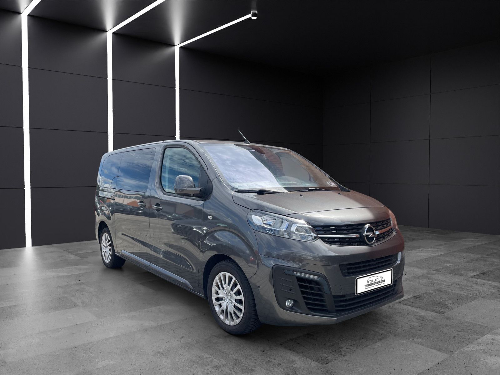 Fahrzeugabbildung Opel Zafira Life Selection M*1.Hand*Shz*Rkü*8 Sitzer