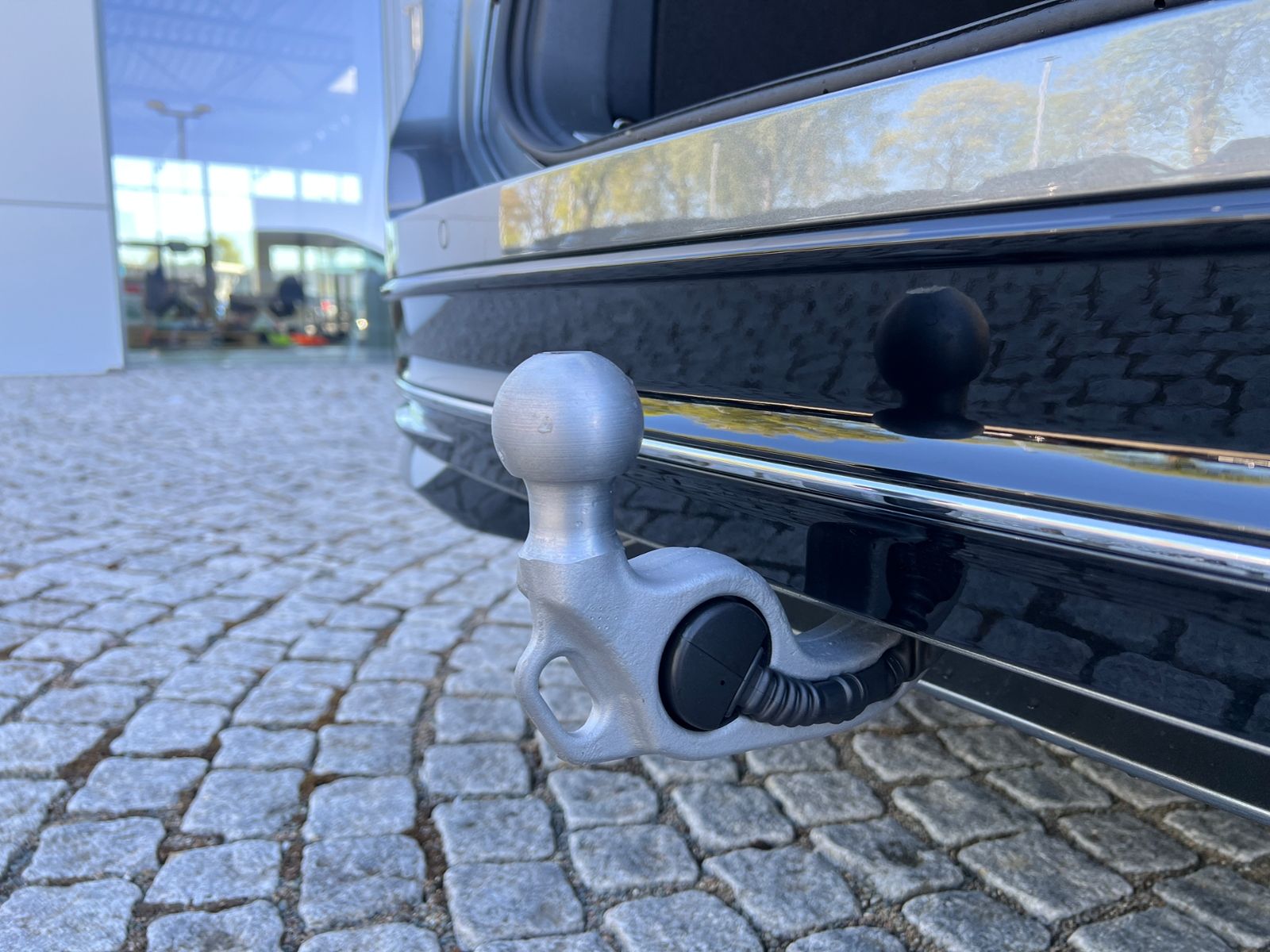 Fahrzeugabbildung Volkswagen Passat Variant Elegance 1.5 eTSI DSG *AHK, ACC,