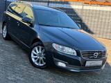 Volvo V70 Kombi Summum Automatik Leder Navi - Volvo V70: Summum