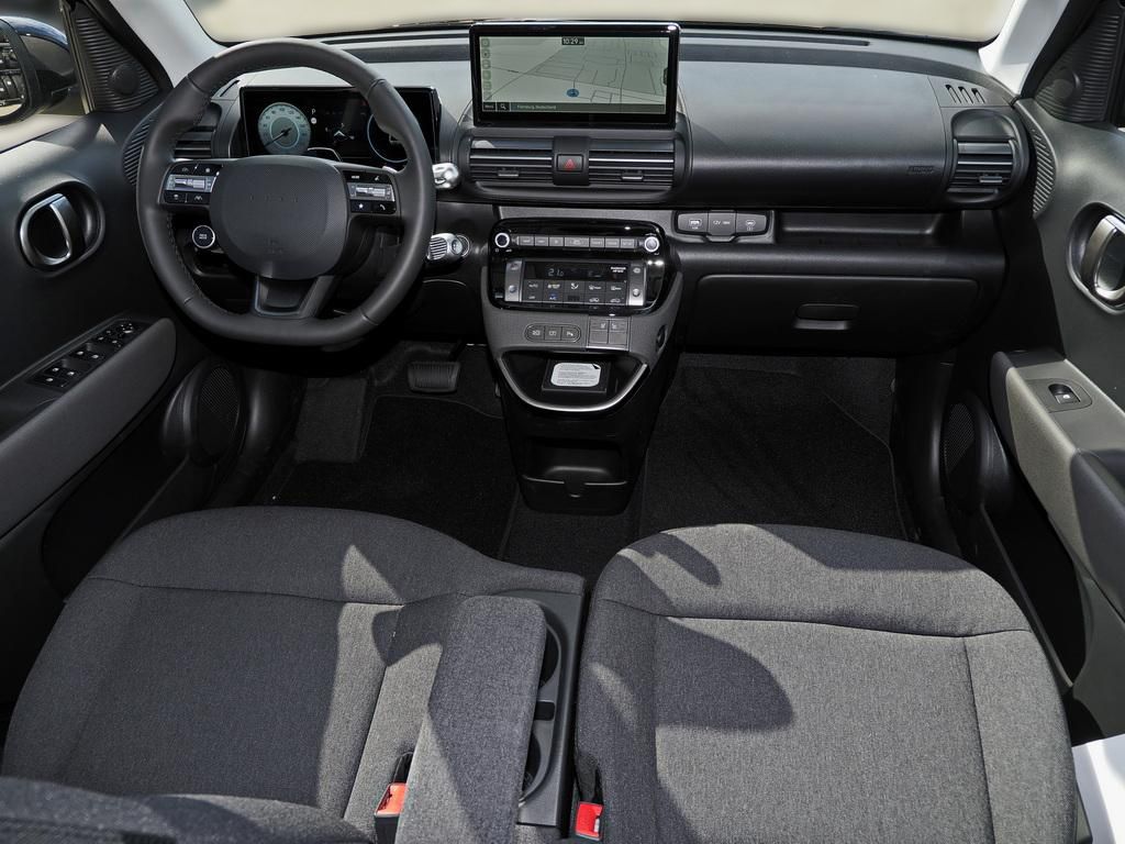 Fahrzeugabbildung Hyundai INSTER EV TREND Effizienz-Paket Assistenz-Paket