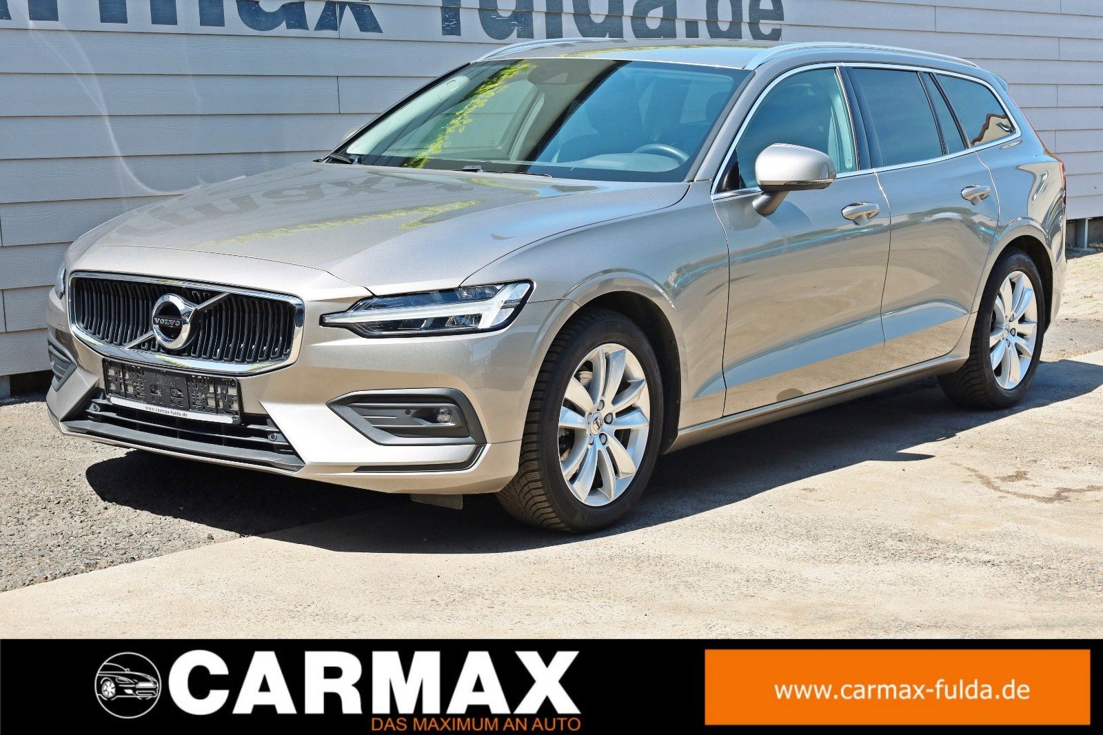 Fahrzeugabbildung Volvo V60 Momentum Pro Leder,Navi,LED,CarPlay, AHK el.