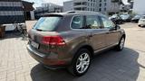 Volkswagen Touareg 3.0 V6 TDI BMT  Luftfederung Leder Panor - Volkswagen Touareg aus 2011: V6 TDI