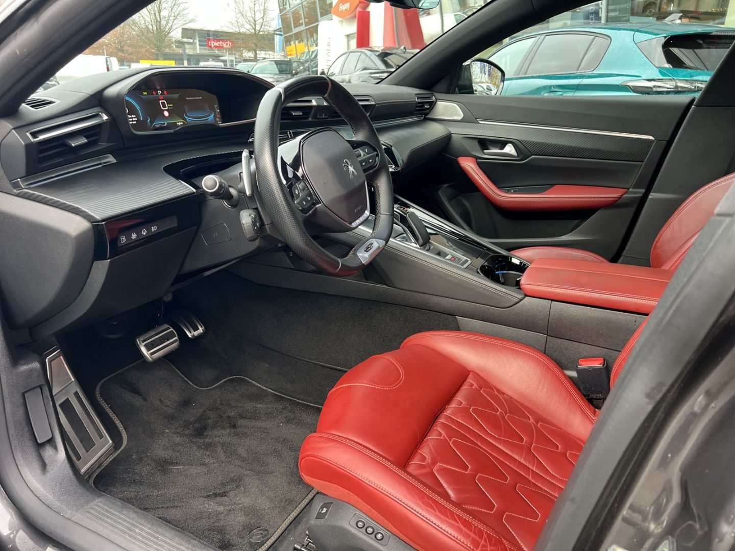 Fahrzeugabbildung Peugeot 508 SW GT HYBRID 225 e-EAT8 Sportpaket El. Pano