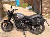 Royal Enfield HNTR 350 Meteor - Royal Enfield Meteor 350