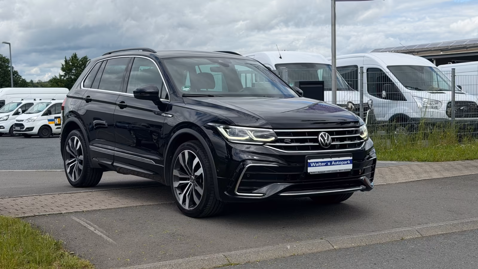 Volkswagen Tiguan R-Line 4Motion