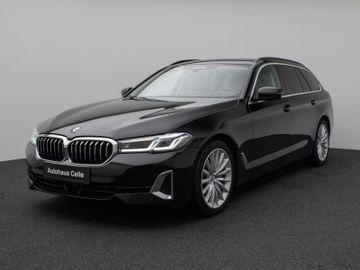 Fahrzeugabbildung BMW 530d xDr Tour AHK  Pano ACC HUD Komfortsitz