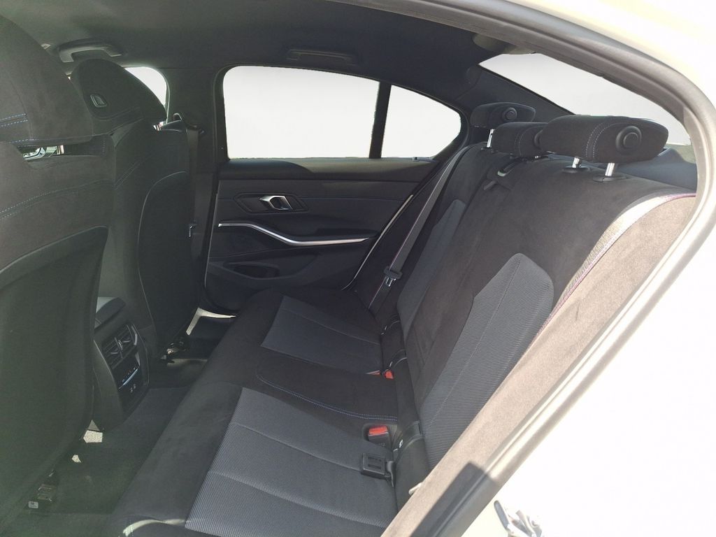 BMW 3 Series 2025