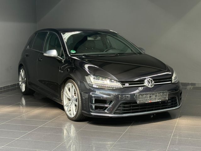 Volkswagen Golf VII Lim. R/LEDER/DSG/MMEDIA/KLIMAA