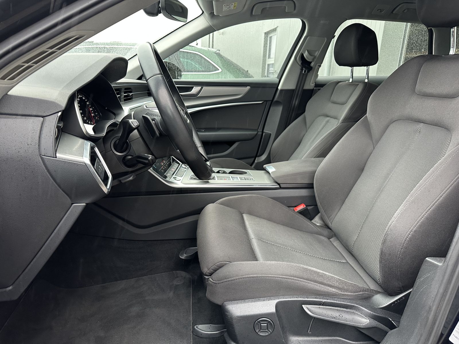 Fahrzeugabbildung Audi A6 Avant 40 TDI Sport NAV+LED+ACC+18ZOLL+1HD+PP