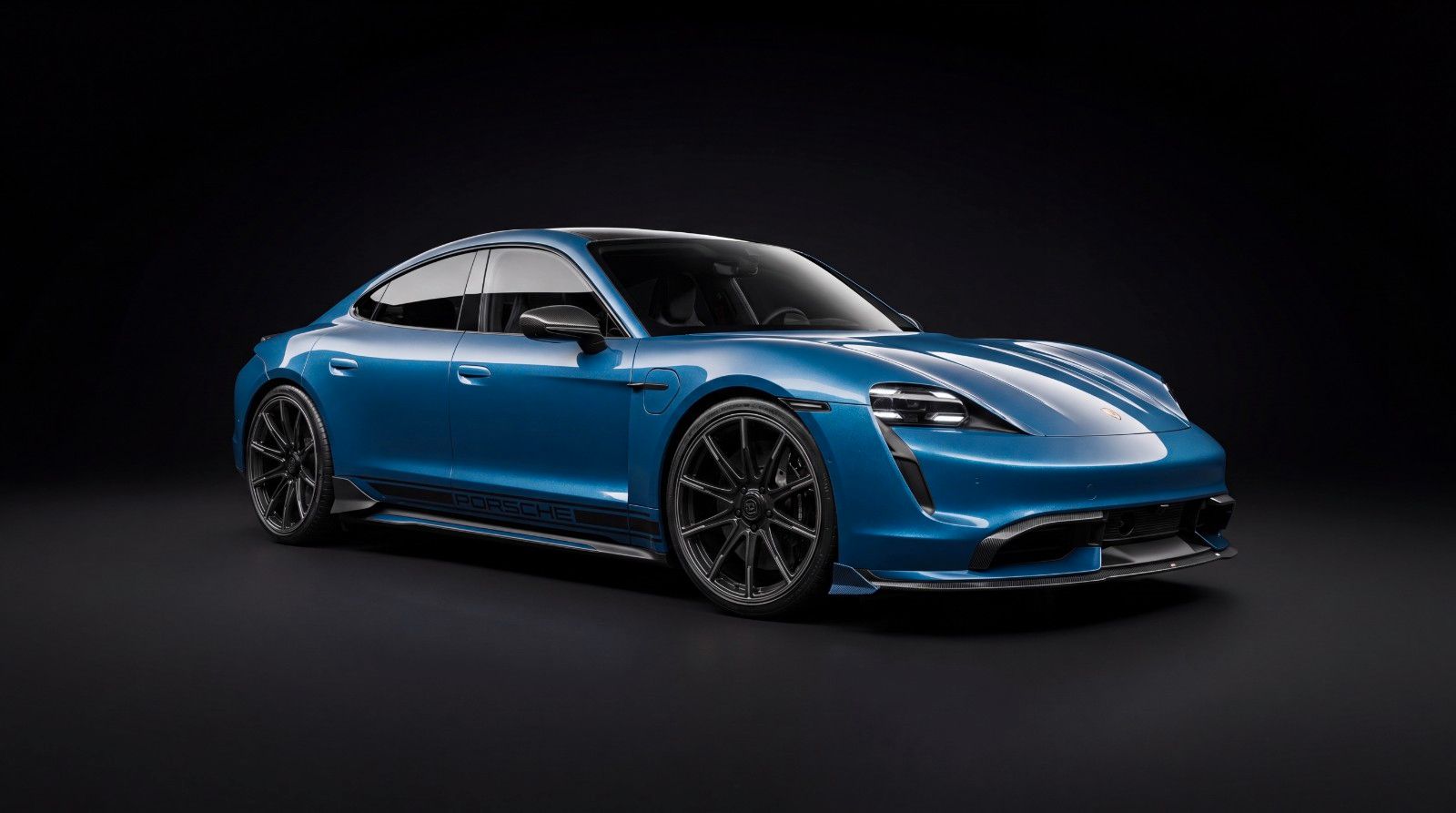 Porsche Taycan Turbo S / BRABUS / Carbon foto 2