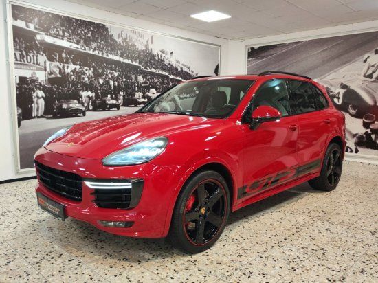 Porsche Cayenne GTS *SPORTDESIGN* (BOSE/PANO/CHRONO/PASM